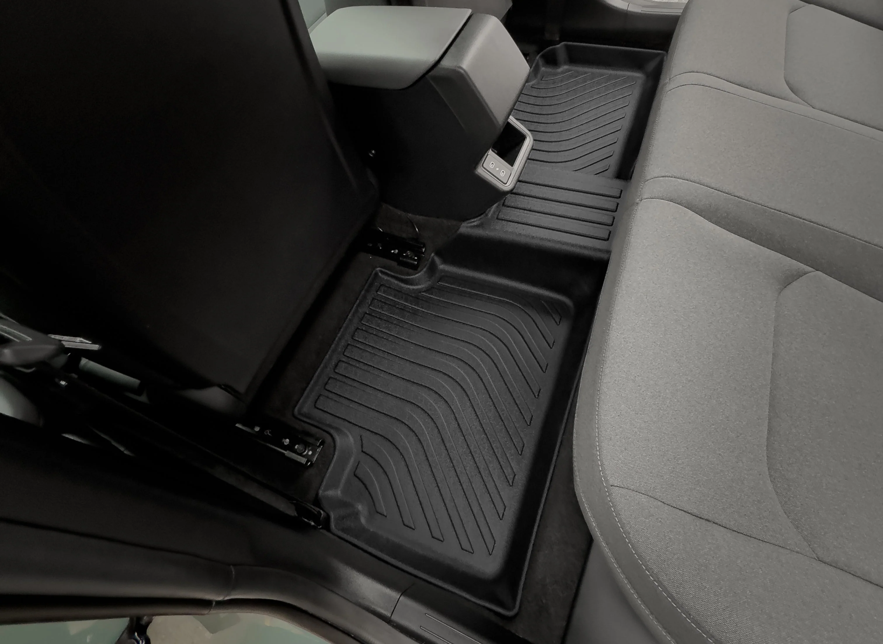 Findway F100 3D Car Floor Mat / Liner (1st Row & 2nd Row) for 2025-2026 Kia K4 - 34510N - Image 4