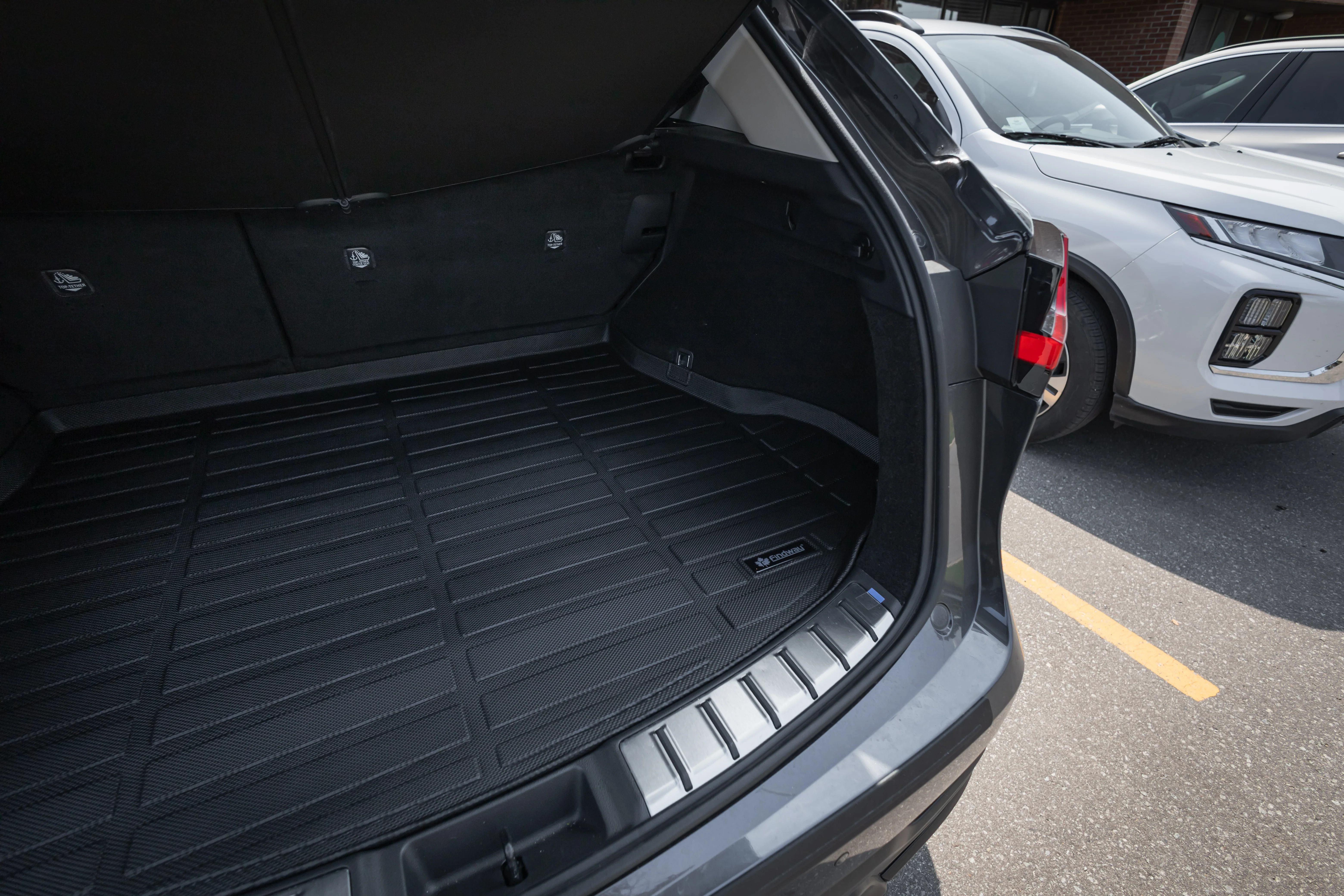 Findway R100 3D Cargo Liner for 2022-2026 Lexus NX350 / Hybrid / PHEV- 37280P - Image 3
